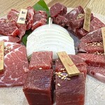 東京馬焼肉　三馬力 - 馬焼肉５点盛り✨イチボ&ヒレが特に好みでした✨