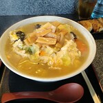 盧山 - たまごタン麺