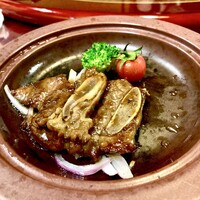 中華街 桂宮 - 骨付きカルビ！中華の味付け！