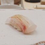 鮨 陸 - 真鯛の昆布締め