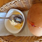 珈琲所コメダ珈琲店 - モーニング(ローブパン＋手作りたまごペースト＋いちごジャム)
