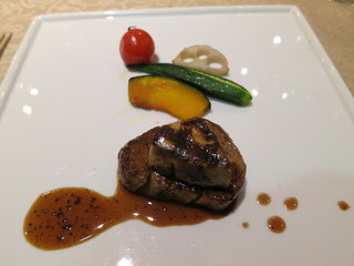 CARO FORESTA軽井沢ジャルディーノ - 仔牛のフィレ肉のロースト　フォアグラ添え