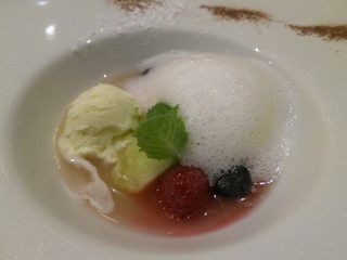 CARO FORESTA軽井沢ジャルディーノ - パッションフルーツのパンナコッタ　季節のシャーベットを添えて