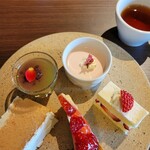 囲炉裏と日本料理 松風庵 - 