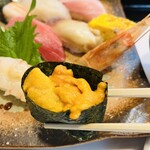 仁王寿司 - 生雲丹！ふわとろん