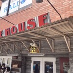 ファイヤーハウス - 