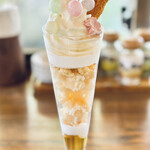 本格讃岐うどん こころ彩 - 彩りパフェ(さぬき和三盆)