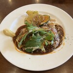 キッチン Caren - 豚バラ巻きチーズ焼きハンバーグ