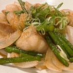 龍のかくれんぼ - 和牛もつ炒め④