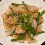 龍のかくれんぼ - 和牛もつ炒め②