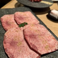 焼肉 黒田 - 