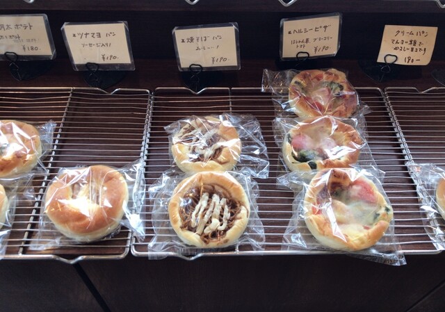 モンチッチ パン屋さん モンチッチ - 古国府/パン | 食べログ