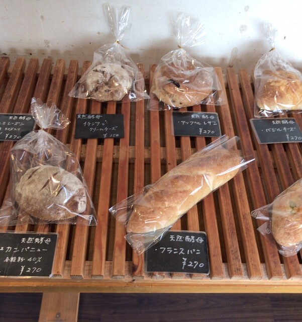 モンチッチ パン屋さん モンチッチ - 古国府/パン | 食べログ
