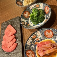 和牛焼肉やくにく 徹 - 