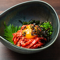 近江牛レアステーキユッケ風
