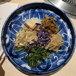 牛刺しと焼肉 仔虎 - 