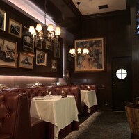 AKARENGA STEAK HOUSE - 