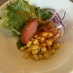 レストラン ヴァロリス - サラダ