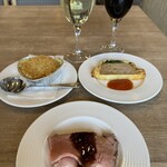 レストラン ヴァロリス - ワインと共に