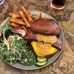 Chillmatic Hamburger & Bistro - 