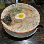 久留米 大砲ラーメン 天神今泉店 - 