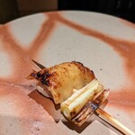 293571384 - スペシャリテ　抱き身胸【塩】(高坂鶏)