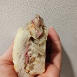 ビストロ ア ラ ドゥマンド - クロックムッシュの具がパンパン