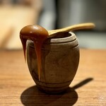 薪鳥新神戸 - 自家製燻製の生キャラメル
