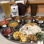 スパイスアンドカレー黄金の風 - 