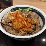 かるびのとりこ - 料理写真:牛かるび丼大+キムチ