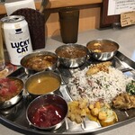 スパイスアンドカレー黄金の風 - 