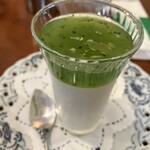 Cafe Salon de The OKA - 