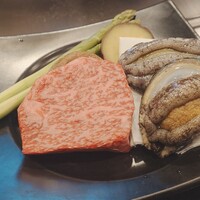 銀座 和牛鉄板焼 USHIGAMI - パンチ有ります