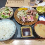 金沢牛たん食堂 10&10 - 厚切り牛タンとサーロイン2種盛り定食