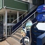 GARB - この階段をのぼると入口