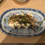 あめのひ食堂 - クリームチーズ酒盗かけ 600円　(2025.1)