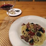 アル・ケッチァーノ  - ホタルイカ美味しいですね。パスタのゆで加減も素晴らしく、文句無しです。