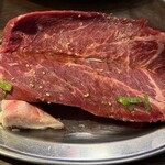 朝採れホルモンとたれ焼肉 金肉屋 - 