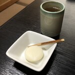 割烹 岡 - メニューにはないが デザートがついた