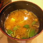鮨いづ - 「ちらし弁当」の味噌汁