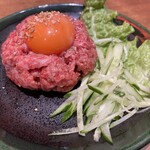 焼肉 静龍苑 - ユッケ