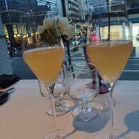 レストラン アルティザン（restaurant Artisan） - りんごのスパークリングワイン♪