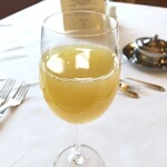 ダイニングルームみずなら - りんごジュース