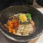 ぴょんぴょん舎 - 