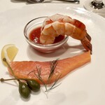 293617538 - スモークサーモン＆シュリンプカクテル