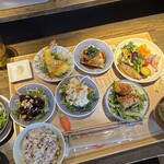 野菜の産地直売所 ベジタブルキッチン ONION - 