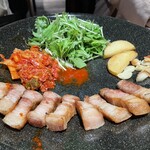 バリトン - チュクミサムギョプサル。出てきた時はこれ