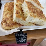 パン工房マウンテン - フォカッチャサイズが大きかった～