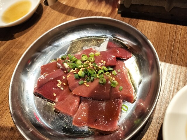 Horumo Sakaba Samoyed Akita Ekimae Ten