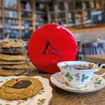 Ben's Cookies - 料理写真:職場で、紅茶と一緒に、おやつタイム！
